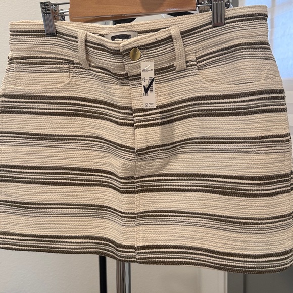 Madewell| Mini Skirt in Striped Tweed - Picture 3 of 3